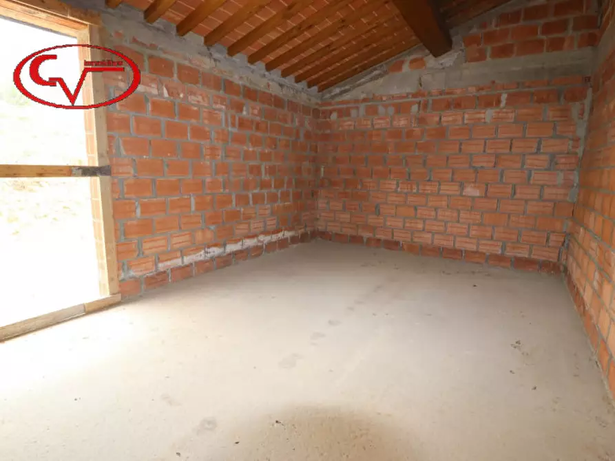 Immagine 19 di Villa in vendita  in San Martino a Bucine