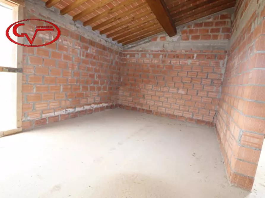 Immagine 21 di Villa in vendita  in San Martino a Bucine