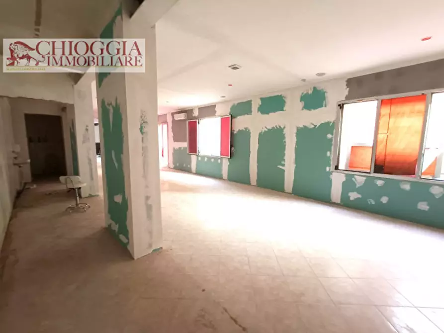 Immagine 6 di Negozio in affitto  in Via P. E. Venturini a Chioggia