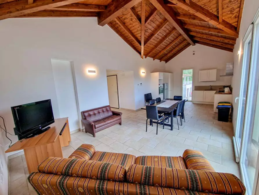 Immagine 2 di Casa indipendente in vendita  in via Villa Colombara a Acqualagna