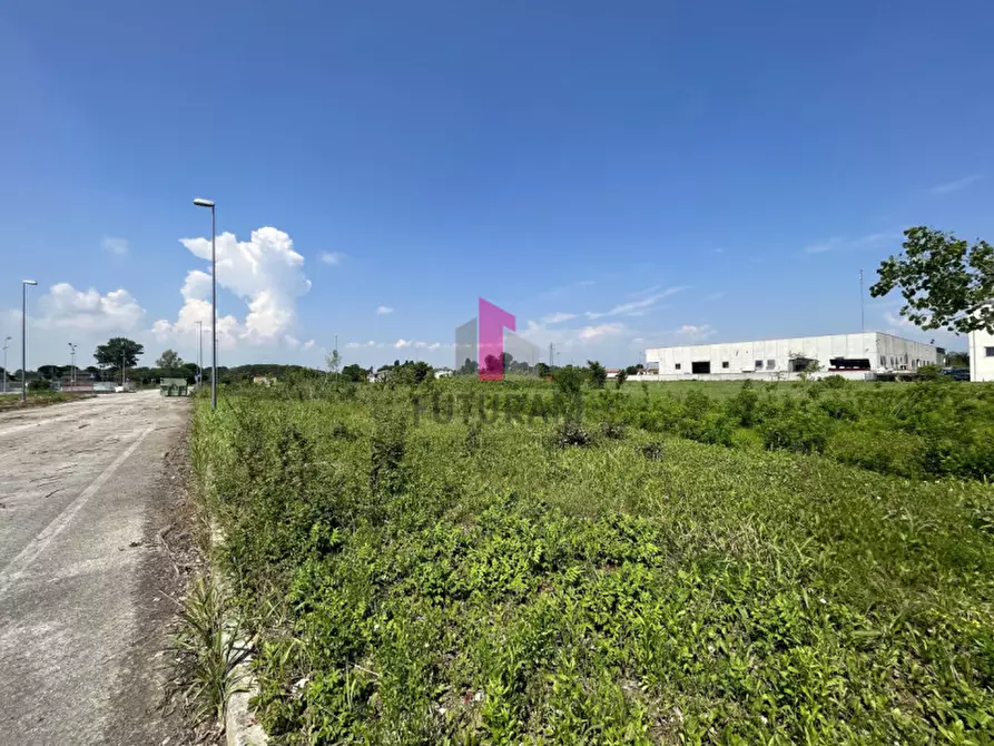 Immagine 20 di Terreno in vendita  in Via Olivetti a Piazzola Sul Brenta