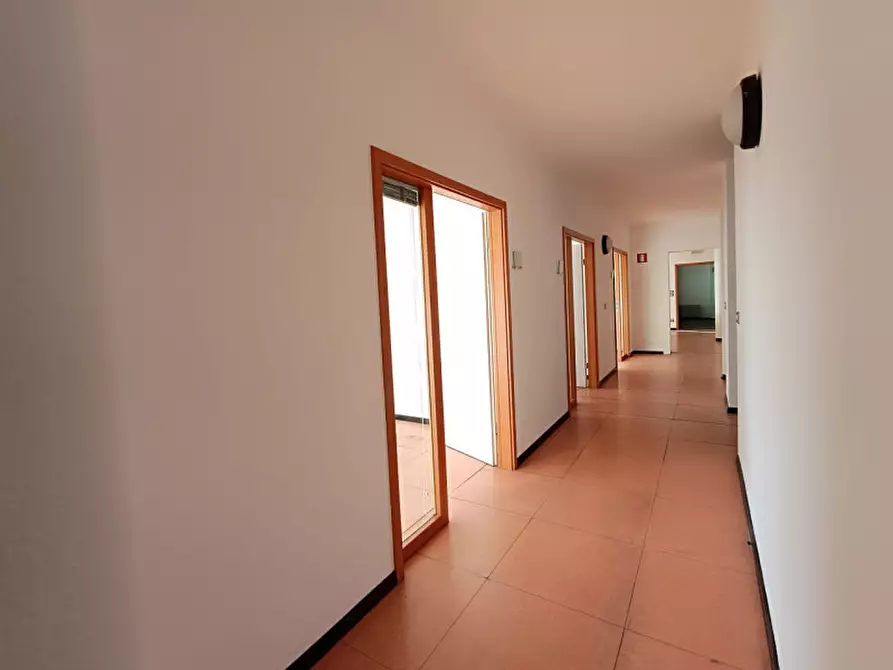 Immagine 6 di Ufficio in affitto  in via Avogadro a Bolzano