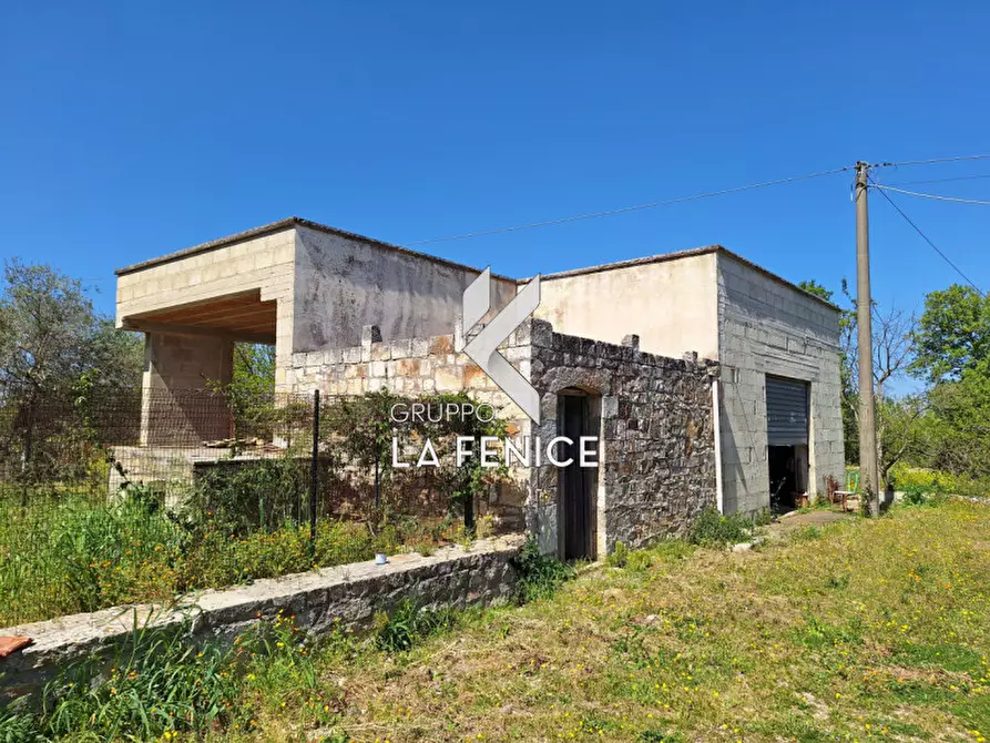 Immagine 19 di Rustico / casale in vendita  in contrada Muso Rosso a Locorotondo