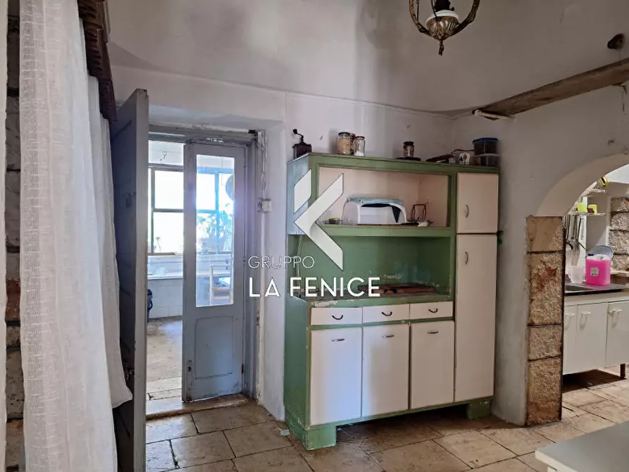 Immagine 28 di Rustico / casale in vendita  in contrada Muso Rosso a Locorotondo