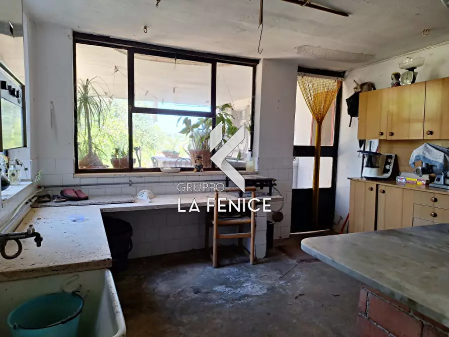 Immagine 33 di Rustico / casale in vendita  in contrada Muso Rosso a Locorotondo