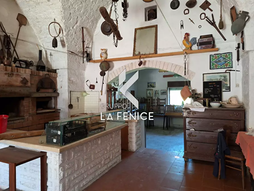 Immagine 38 di Rustico / casale in vendita  in contrada Muso Rosso a Locorotondo