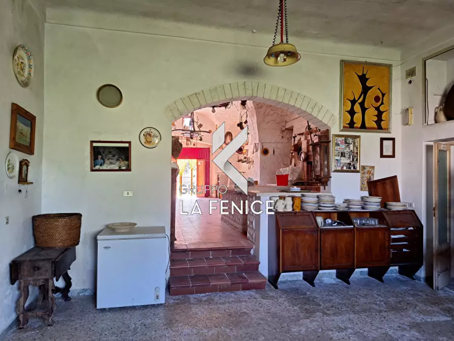 Immagine 39 di Rustico / casale in vendita  in contrada Muso Rosso a Locorotondo