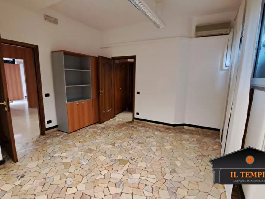 Immagine 6 di Ufficio in affitto  in via zambeccari a Vicenza