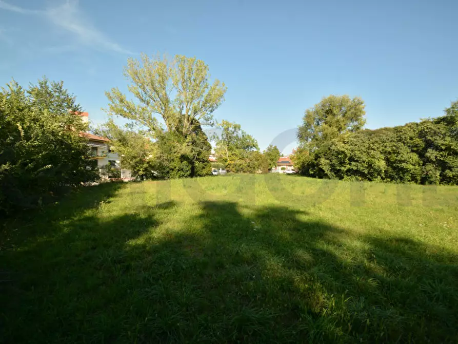 Immagine 11 di Terreno in vendita  in via de gasperi a Gradisca D'isonzo