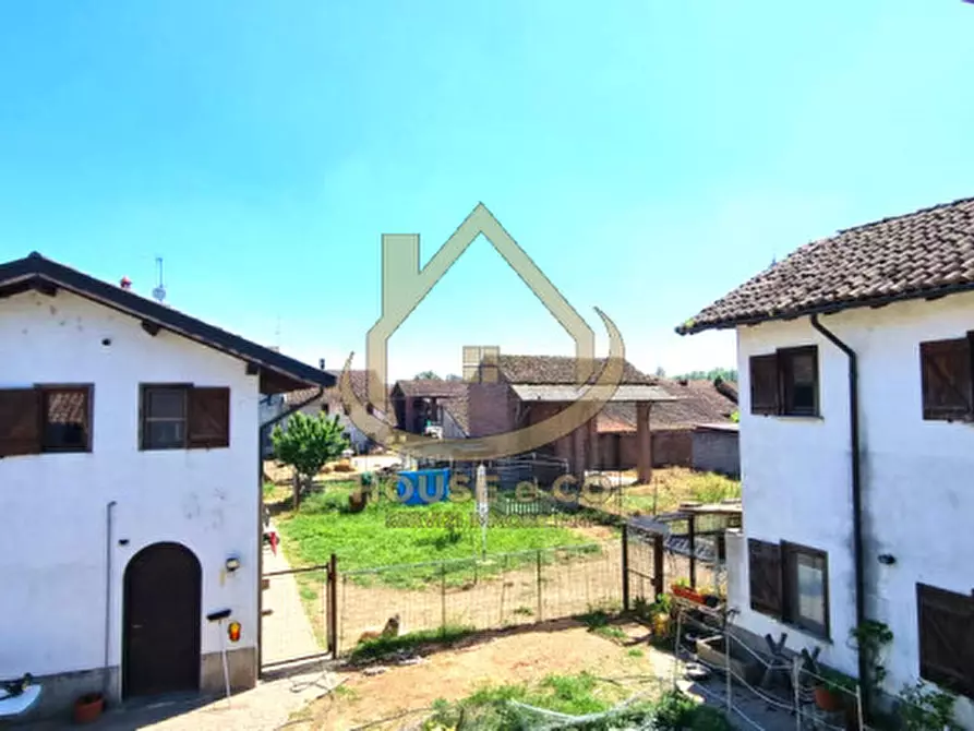 Immagine 1 di Casa bifamiliare in vendita  in VICINANZE GAMBOLO' a Gambolo'