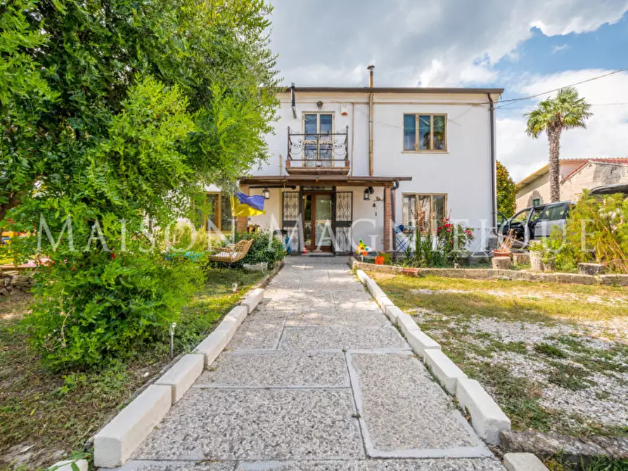 Immagine 1 di Casa indipendente in vendita  in Via Peschiera 2 a Villanova Marchesana