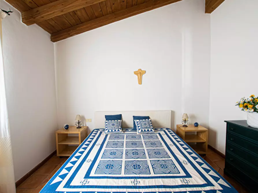 Immagine 11 di Villetta a schiera in vendita  a Golfo Aranci