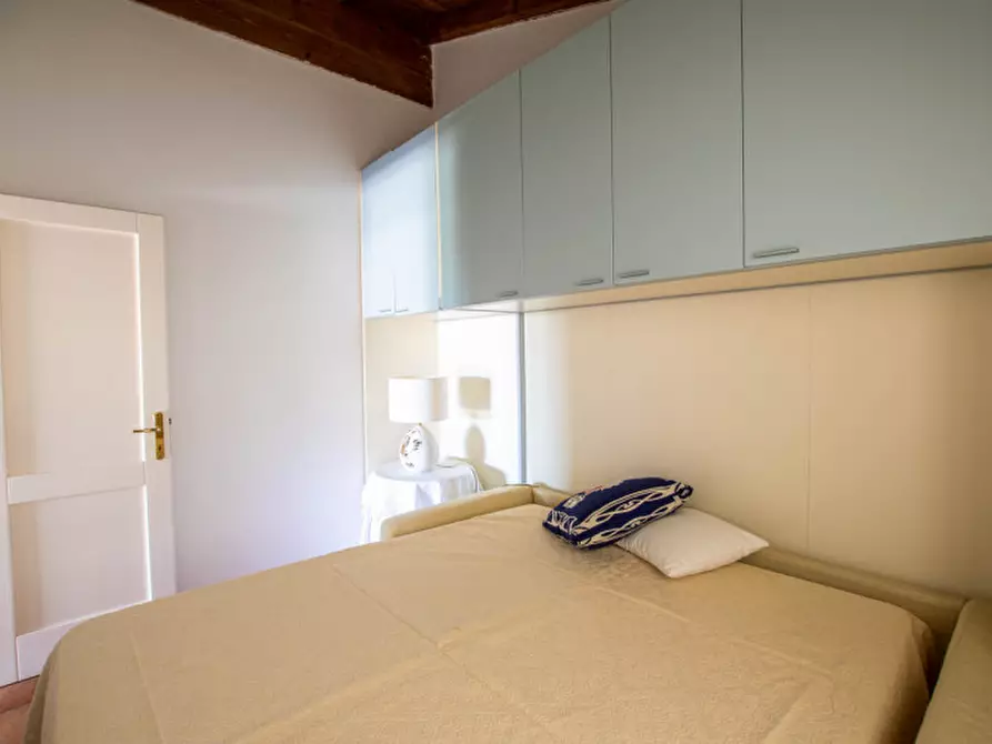 Immagine 14 di Villetta a schiera in vendita  a Golfo Aranci