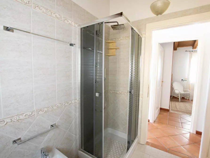 Immagine 17 di Villetta a schiera in vendita  a Golfo Aranci