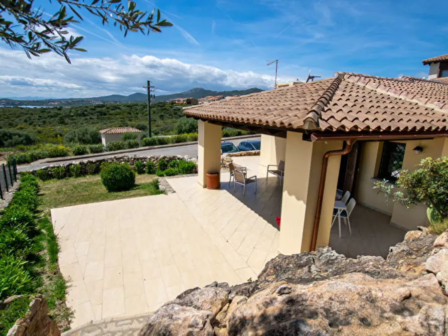 Immagine 21 di Villetta a schiera in vendita  a Golfo Aranci