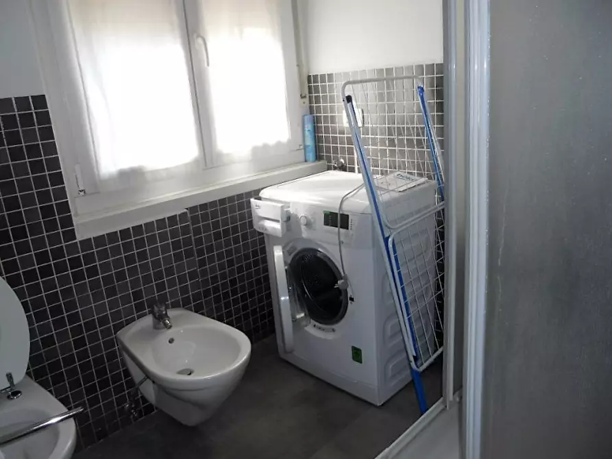 Immagine 9 di Appartamento in affitto  in Via Taramelli a Trento