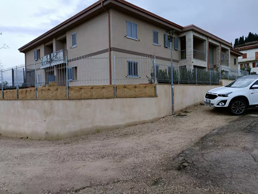 Immagine 2 di Appartamento in vendita  in via curtatone a Corciano