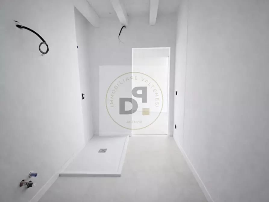Immagine 7 di Appartamento in vendita  in via don angelo merici a Manerba Del Garda