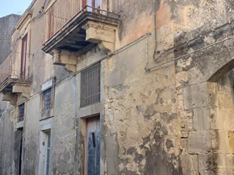 Immagine 13 di Casa indipendente in vendita  in vico abita a Modica