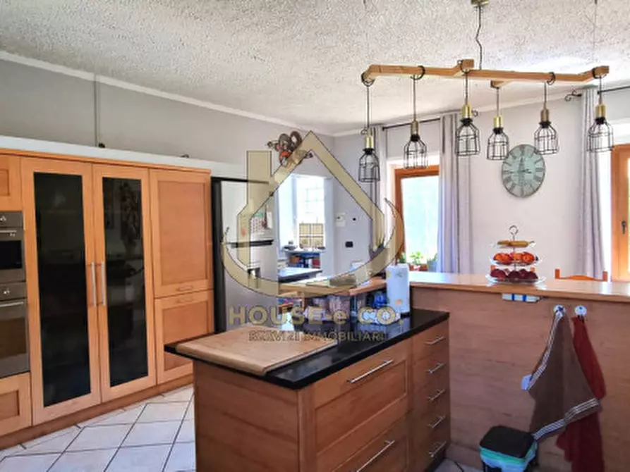 Immagine 8 di Villa in vendita  in ZEME CENTRO a Zeme