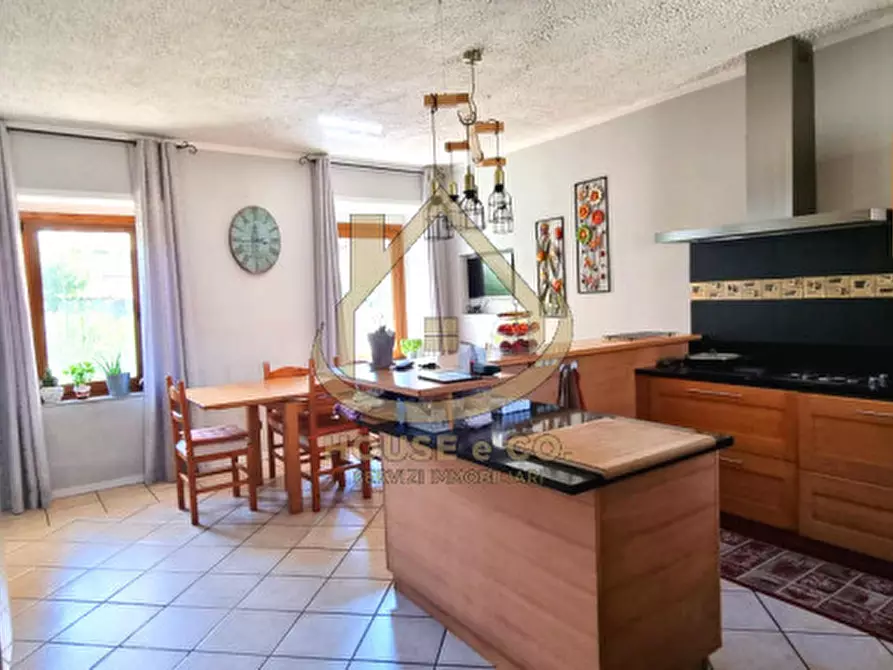 Immagine 12 di Villa in vendita  in ZEME CENTRO a Zeme