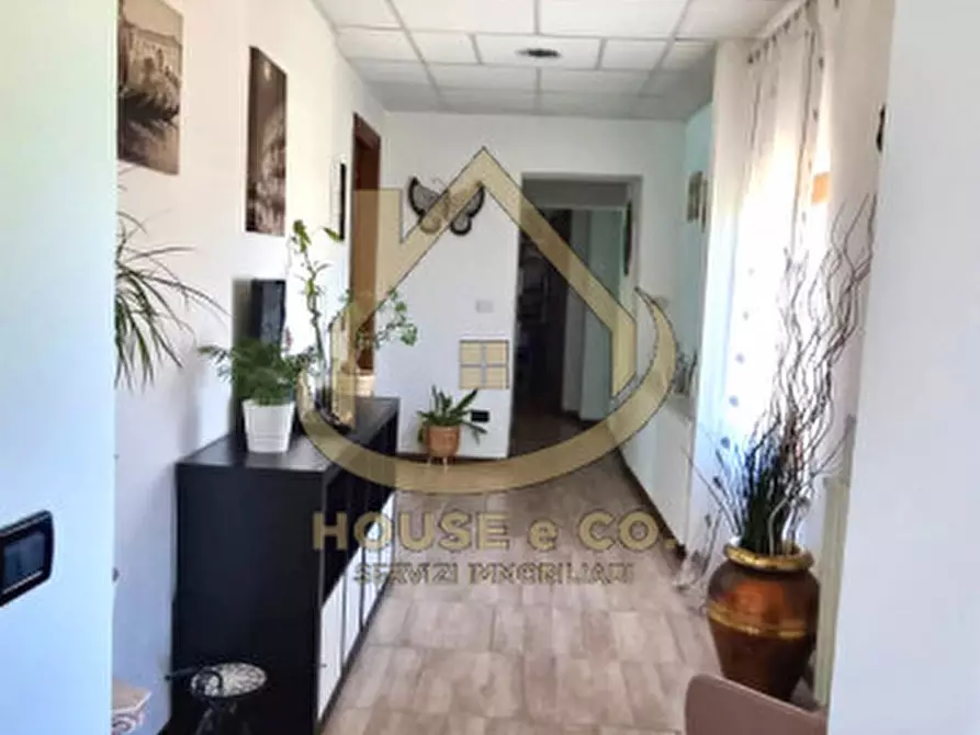 Immagine 20 di Villa in vendita  in ZEME CENTRO a Zeme