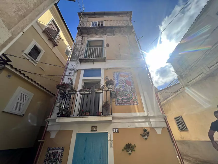 Immagine 3 di Appartamento in vendita  in Vico II Gesù II a Pizzo