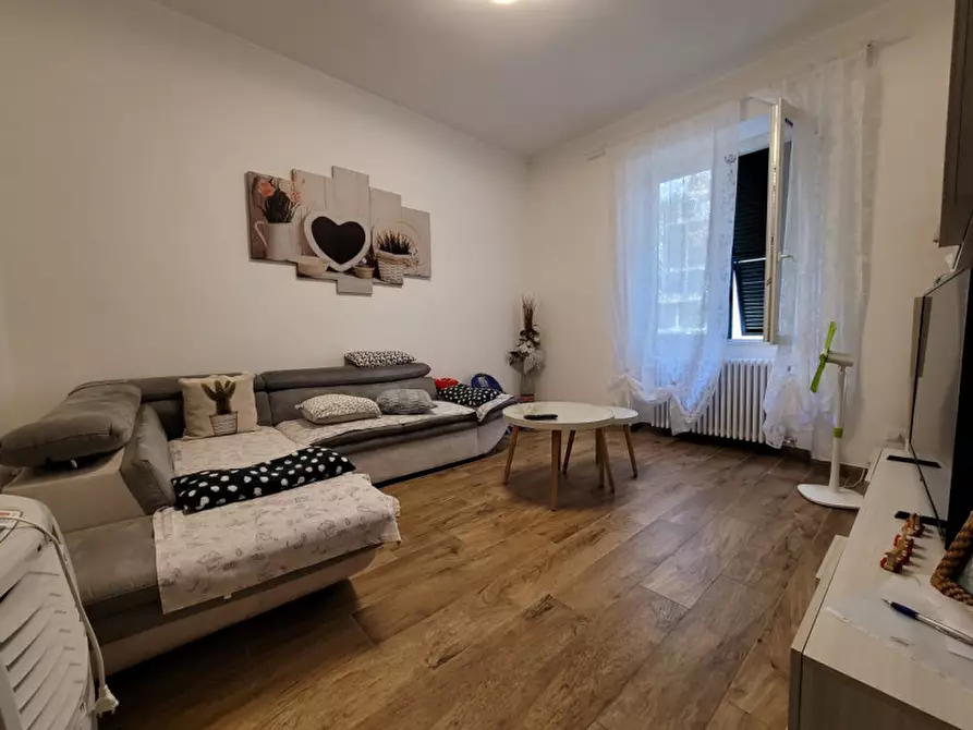 Immagine 1 di Appartamento in vendita  in Via Buscaglia a Savona