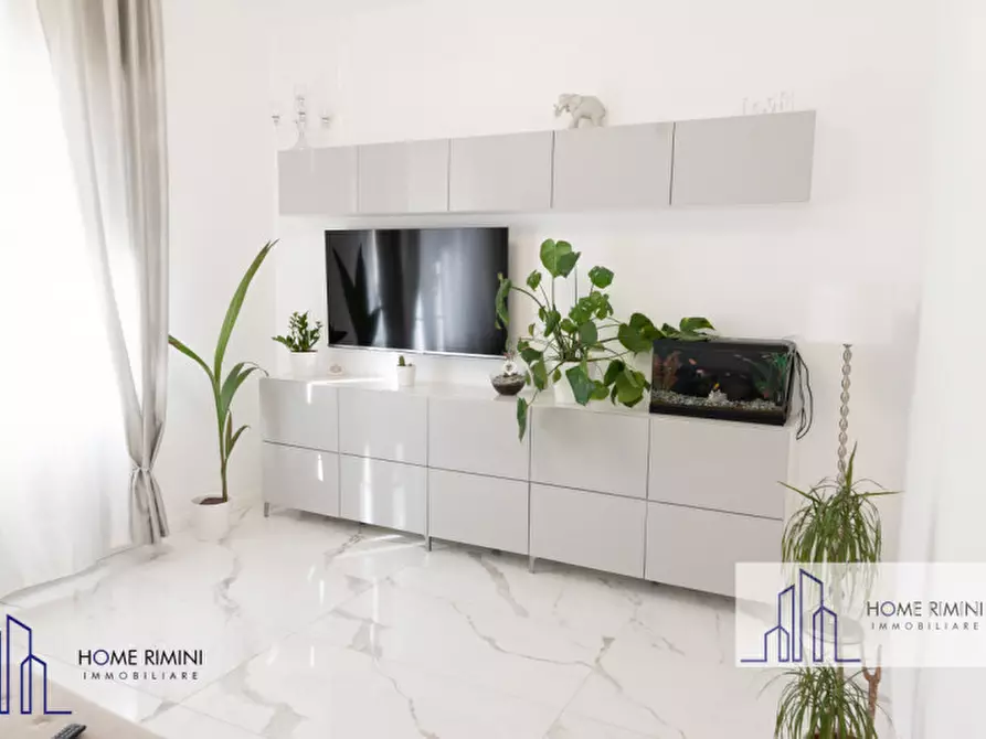 Immagine 4 di Appartamento in vendita  a Rimini