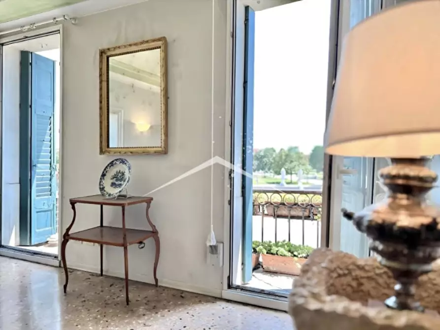 Immagine 4 di Appartamento in vendita  in prato della valle a Padova