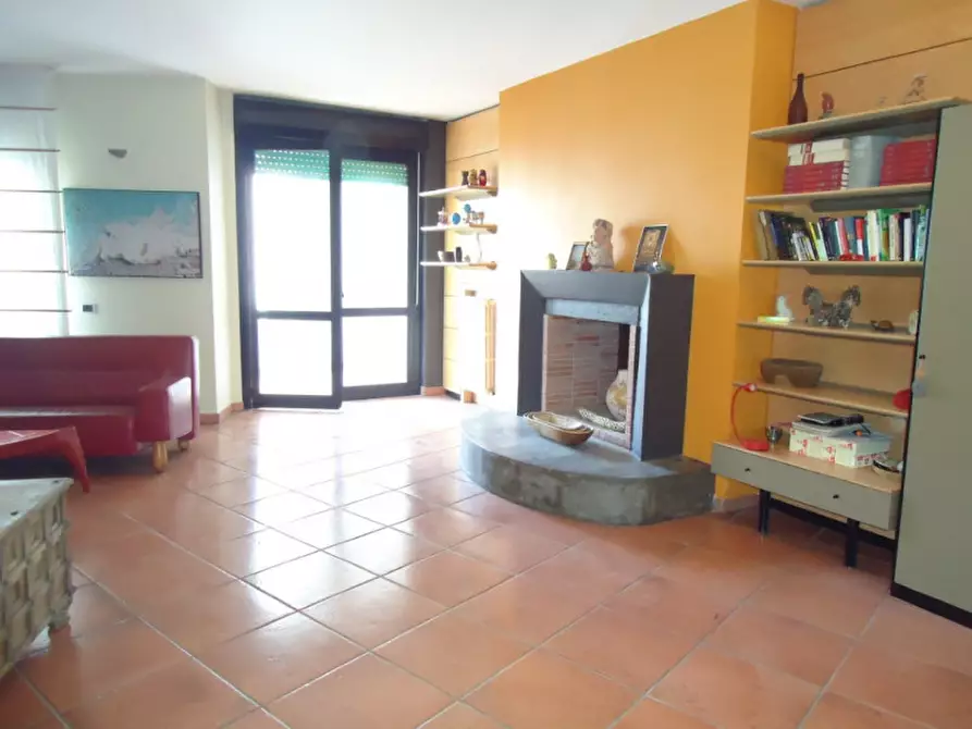 Immagine 31 di Attico in vendita  in viale stazione a Casarano