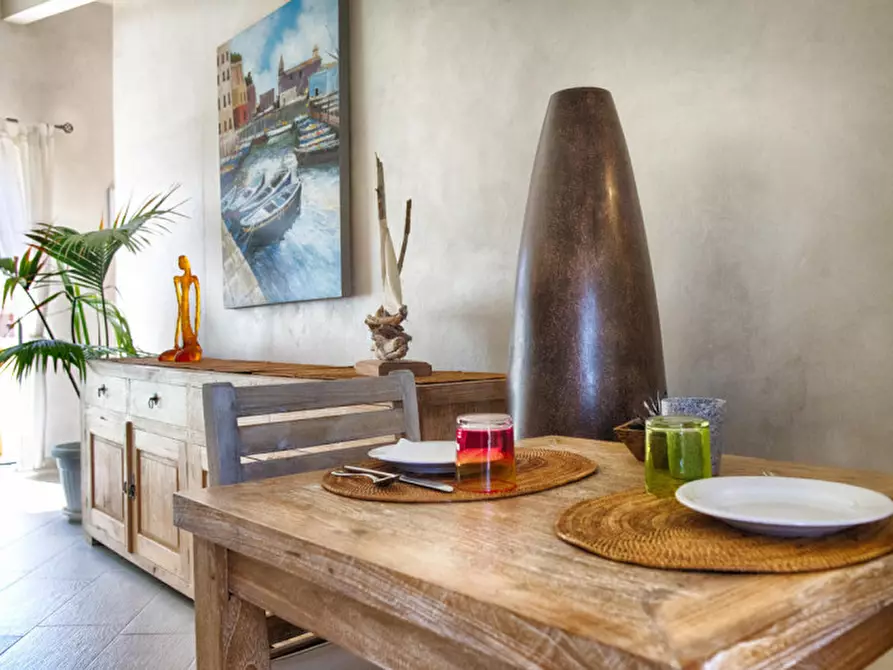 Immagine 3 di Bed & Breakfast in vendita  a Olbia