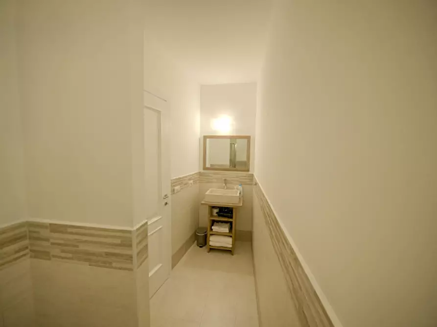 Immagine 14 di Bed & Breakfast in vendita  a Olbia