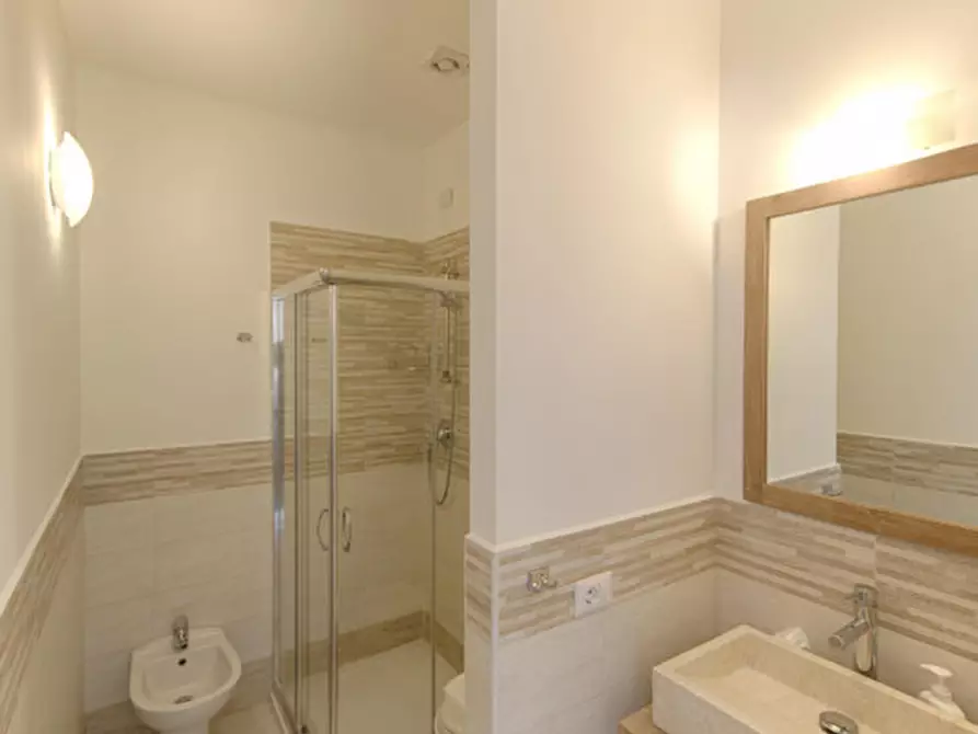 Immagine 24 di Bed & Breakfast in vendita  a Olbia