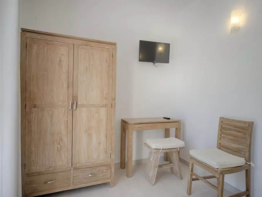 Immagine 25 di Bed & Breakfast in vendita  a Olbia