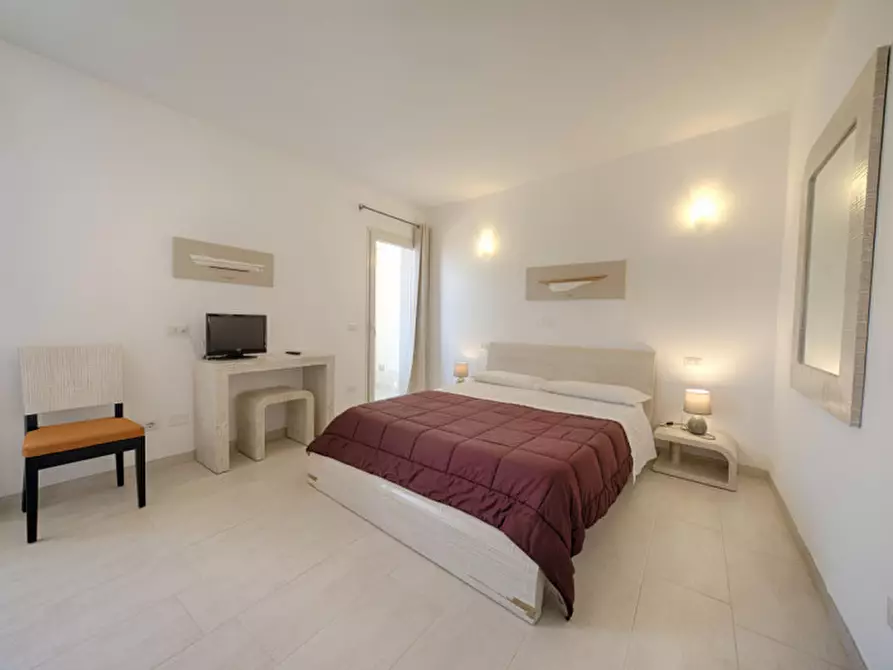 Immagine 30 di Bed & Breakfast in vendita  a Olbia