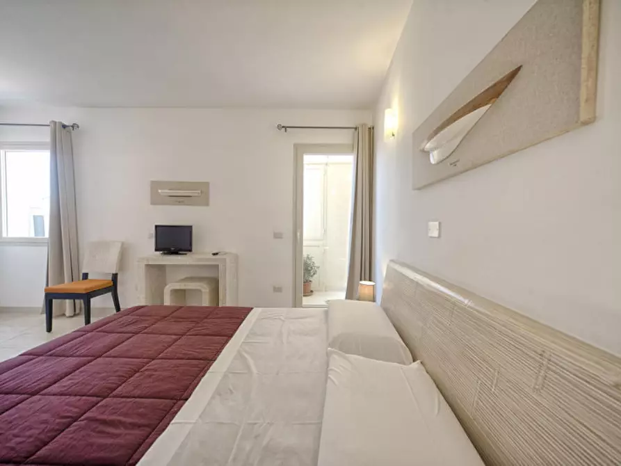 Immagine 34 di Bed & Breakfast in vendita  a Olbia
