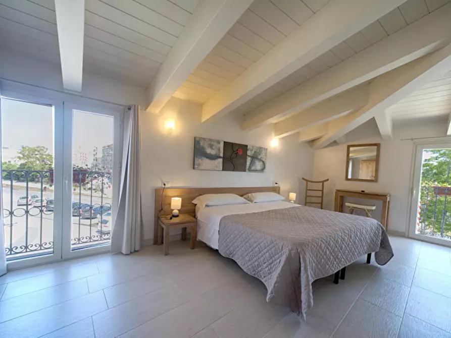 Immagine 45 di Bed & Breakfast in vendita  a Olbia