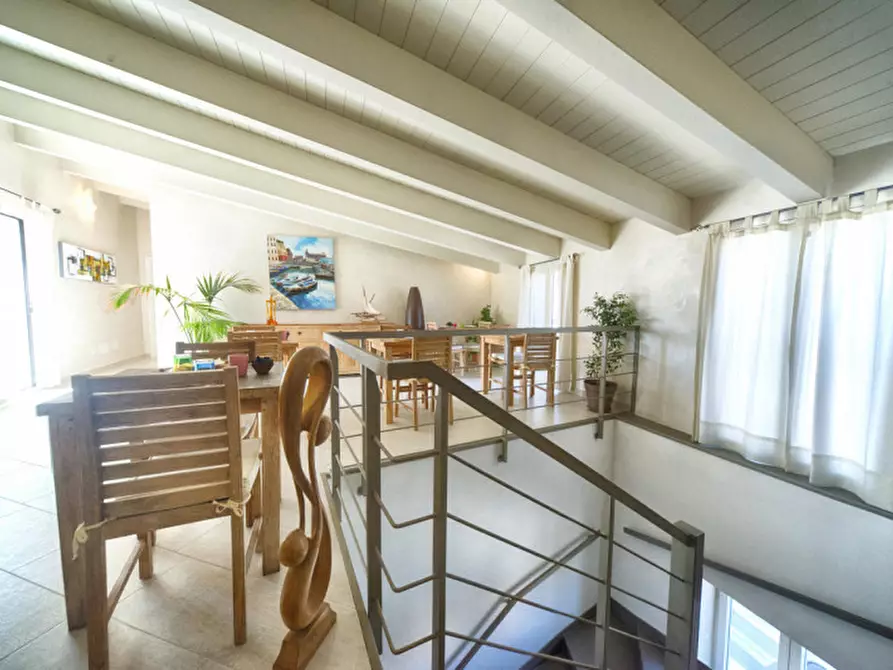 Immagine 63 di Bed & Breakfast in vendita  a Olbia