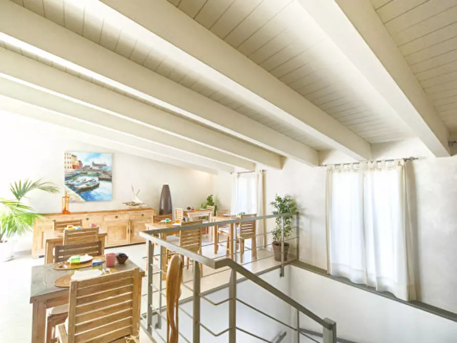 Immagine 84 di Bed & Breakfast in vendita  a Olbia