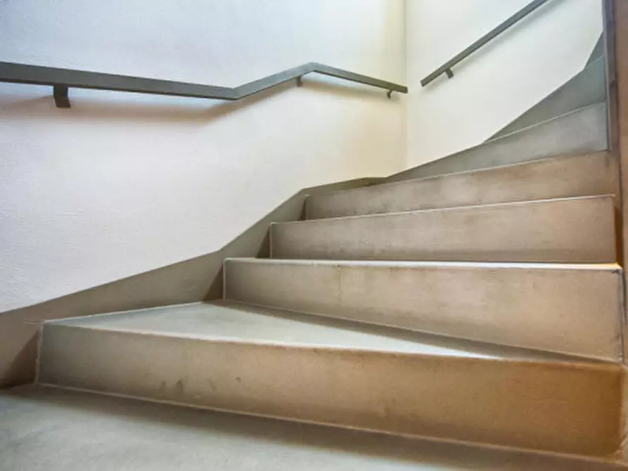 Immagine 87 di Bed & Breakfast in vendita  a Olbia