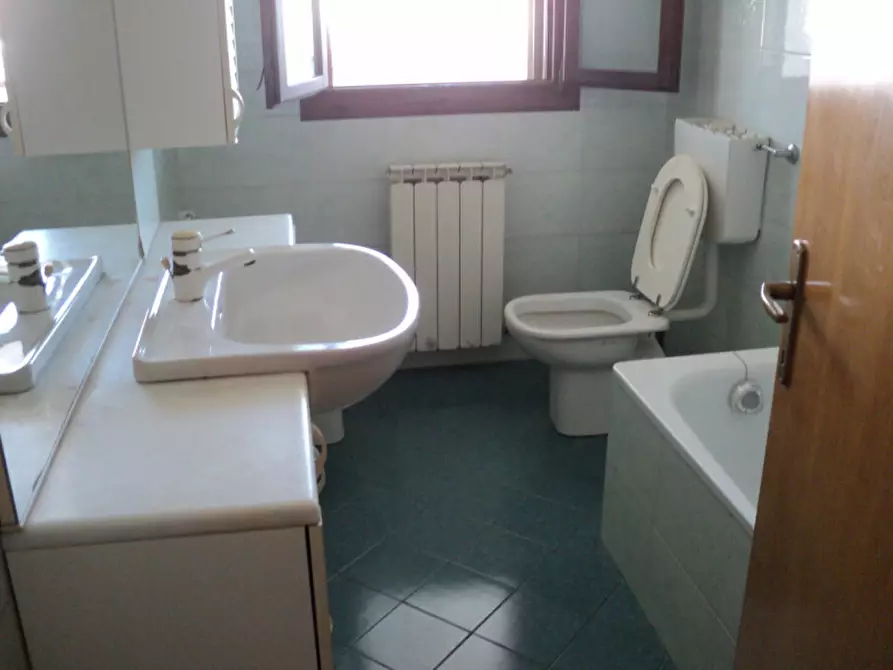 Immagine 34 di Villetta a schiera in vendita  in VIA POLA 29 a Comacchio