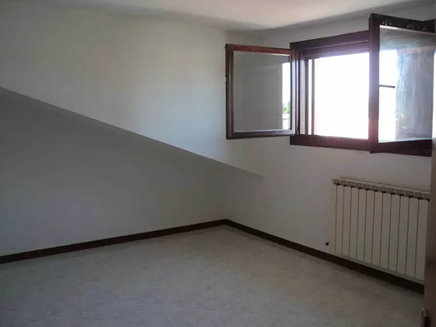 Immagine 49 di Villetta a schiera in vendita  in VIA POLA 29 a Comacchio