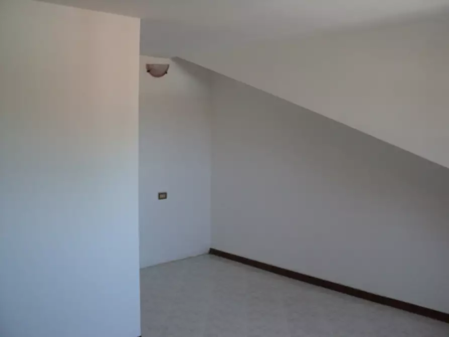 Immagine 50 di Villetta a schiera in vendita  in VIA POLA 29 a Comacchio