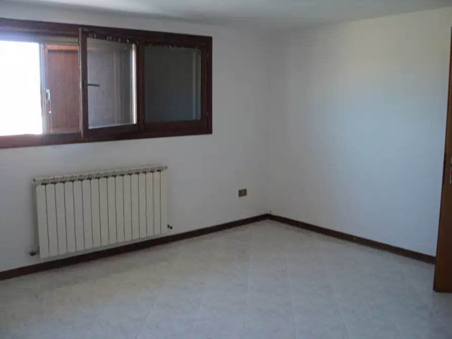 Immagine 51 di Villetta a schiera in vendita  in VIA POLA 29 a Comacchio