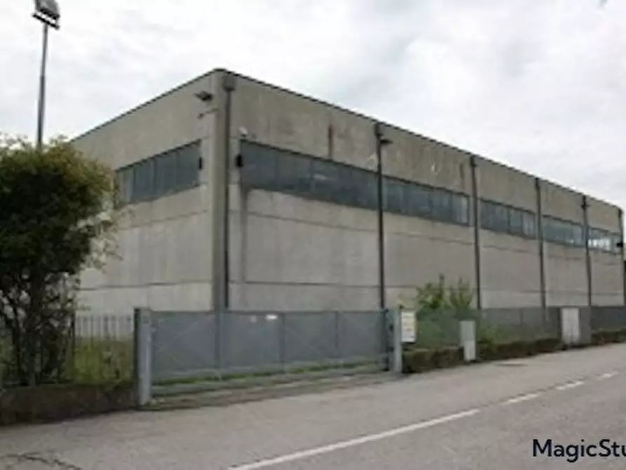 Immagine 4 di Capannone industriale in vendita  in Via Della Libertà 5 a Ponzano Veneto
