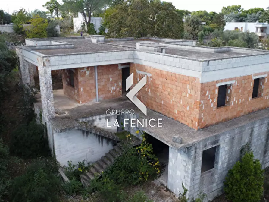 Immagine 2 di Villa in vendita  in viale Cardone a Fasano