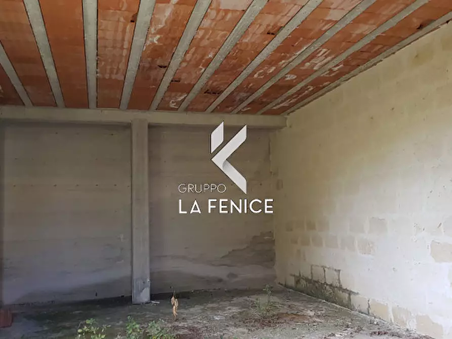 Immagine 40 di Villa in vendita  in viale Cardone a Fasano