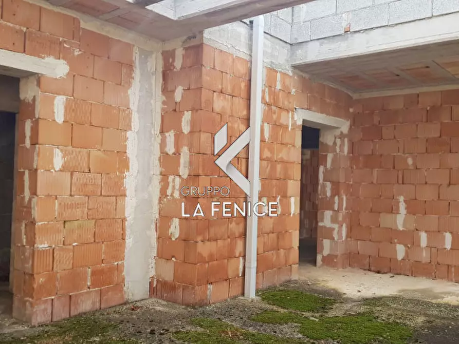 Immagine 42 di Villa in vendita  in viale Cardone a Fasano