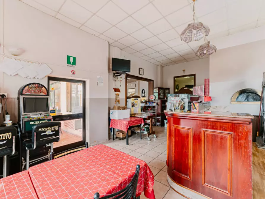 Immagine 16 di Attività commerciale in vendita  in piazza antonio gramsci 7 a Borgo Mantovano